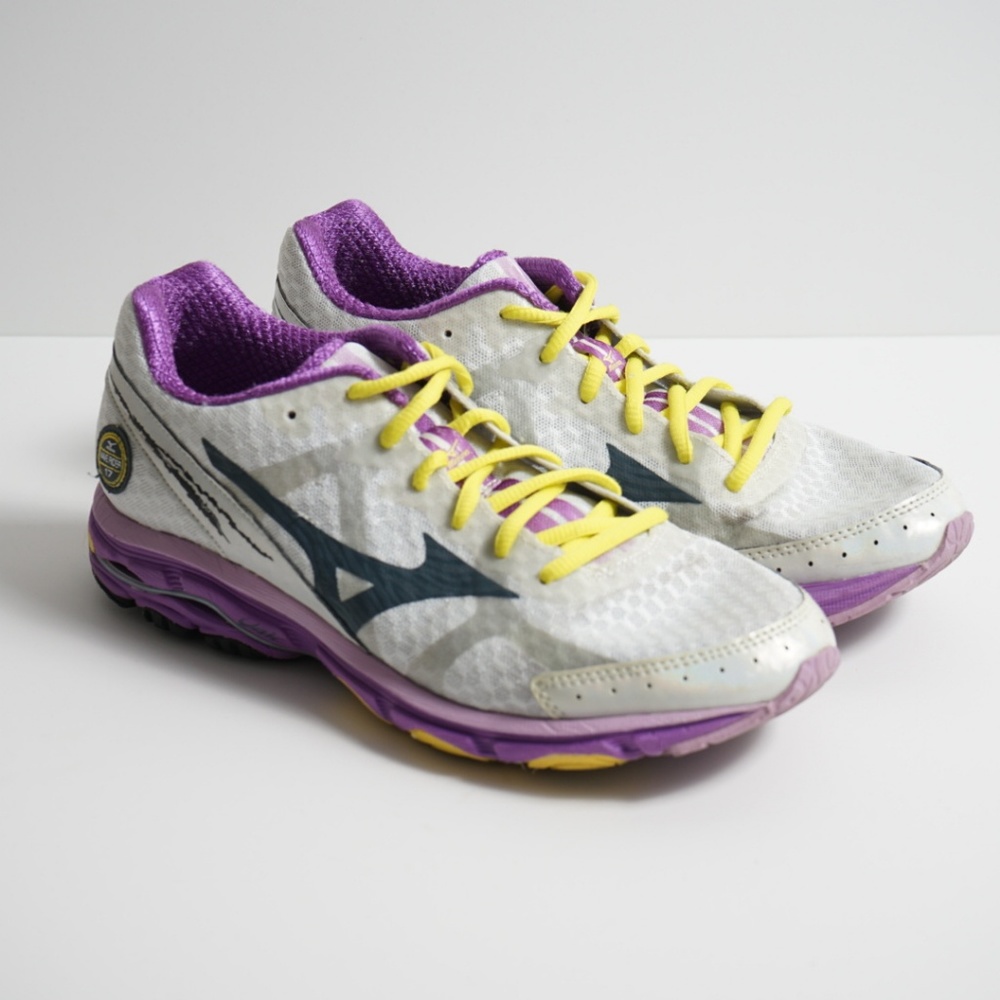 Mizuno Wave Rider 17 Running Shoes Size 8.5 B